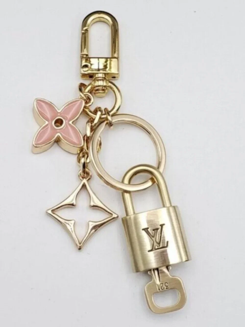 Authentic LV Gold Padlock 🔒 Keychain Charm for Louis Vuitton Bags - Picture 2 of 11